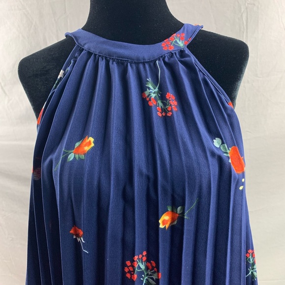 Blue Boho Floral Print Pleated Detail Halter Dress - Picture 7 of 10